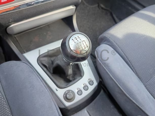 Alfa Romeu 156 · Ano 2004