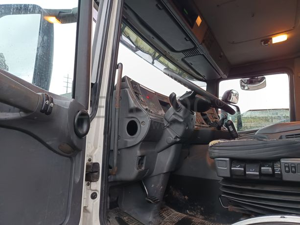 Scania P94B (4x2) 230 · Ano 2002