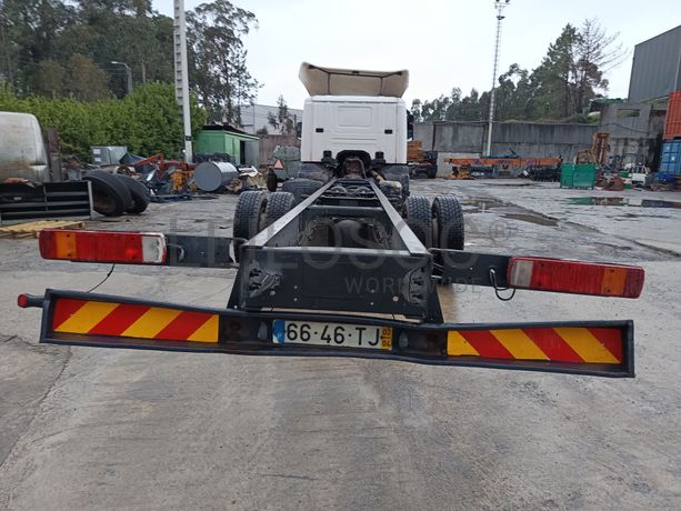 Scania P94B (4x2) 230 · Ano 2002