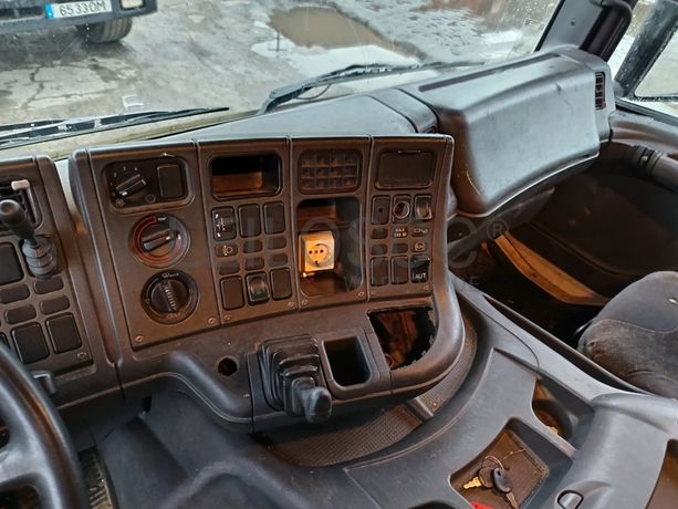 Scania P94B (4x2) 230 · Ano 2002