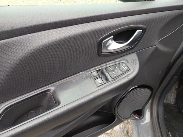 Renault Clio · Ano 2018