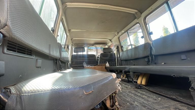 Toyota Land Cruiser 3,00m - 2012