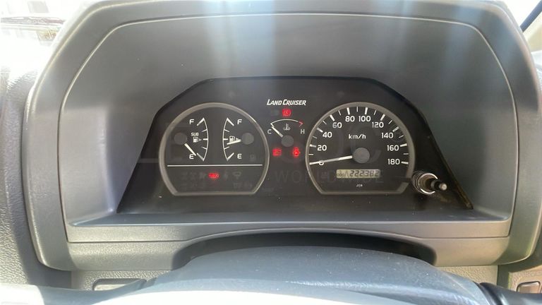 Toyota Land Cruiser 3,00m - 2012