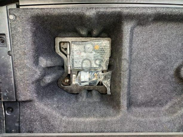 BMW 318 D · Ano 2010