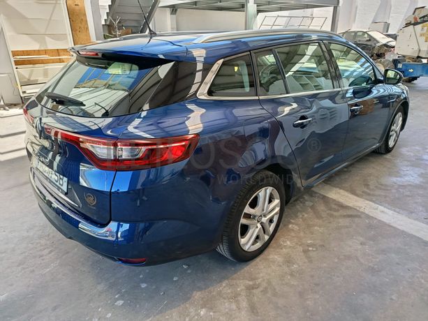 Renault Mégane IV Sport Tourer · Ano 2017