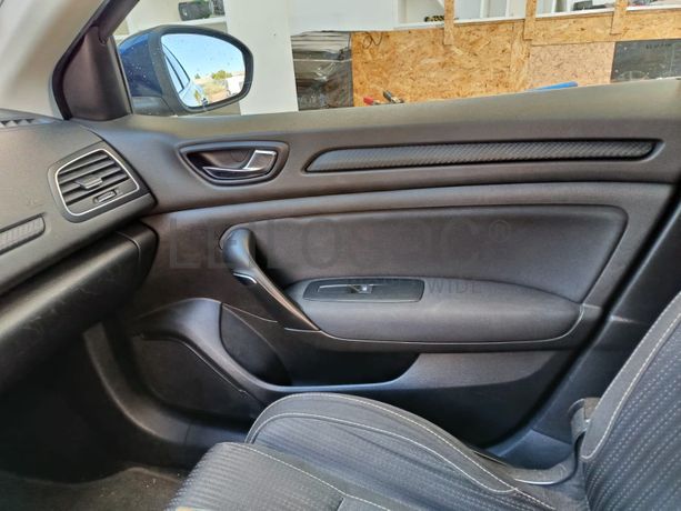 Renault Mégane IV Sport Tourer · Ano 2017