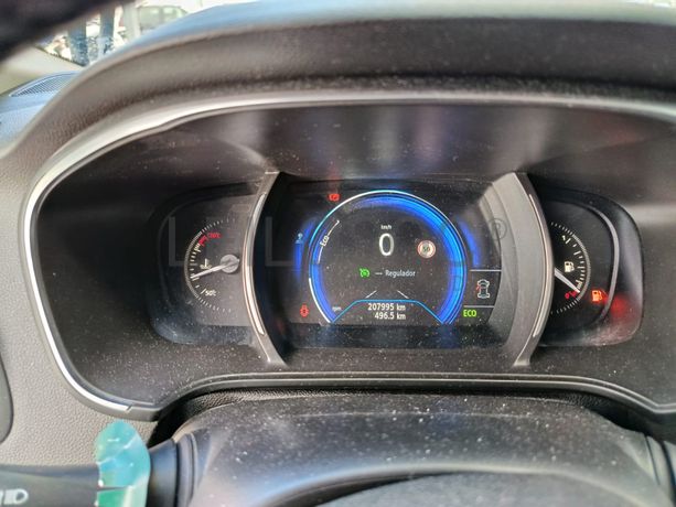 Renault Mégane IV Sport Tourer · Ano 2017