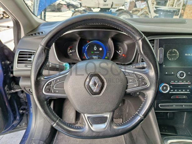 Renault Mégane IV Sport Tourer · Ano 2017