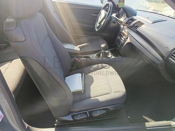 BMW 118d · Ano 2010