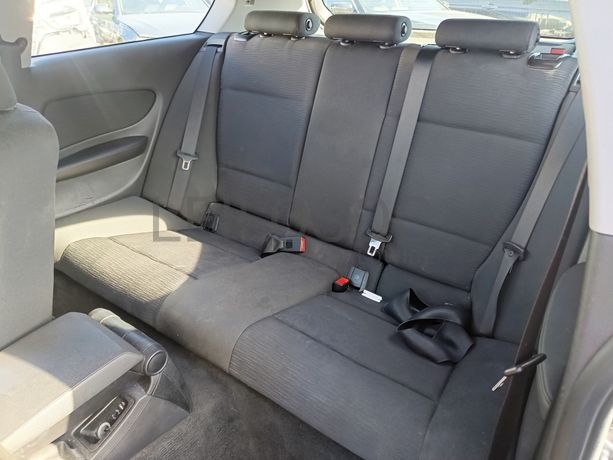 BMW 118d · Ano 2010