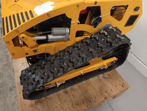 Corta Relvas Salini RC-900 · Ano 2025