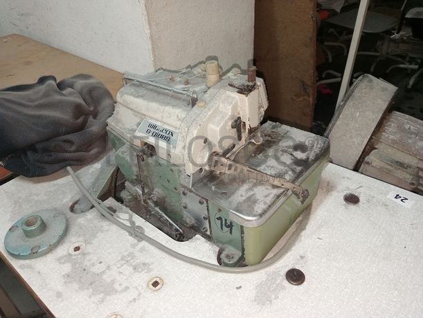 Máquinas de Costura · Stock