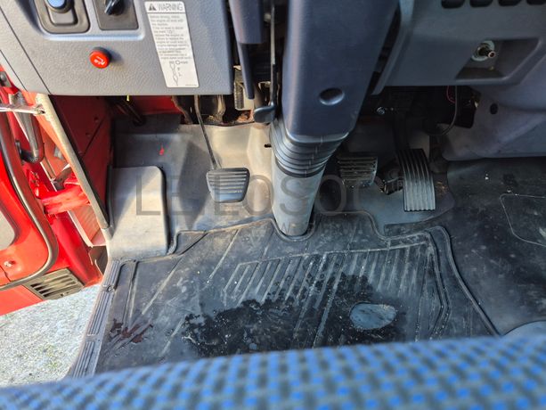 Mitsubishi Canter Fuso 7C18 · Ano 2012