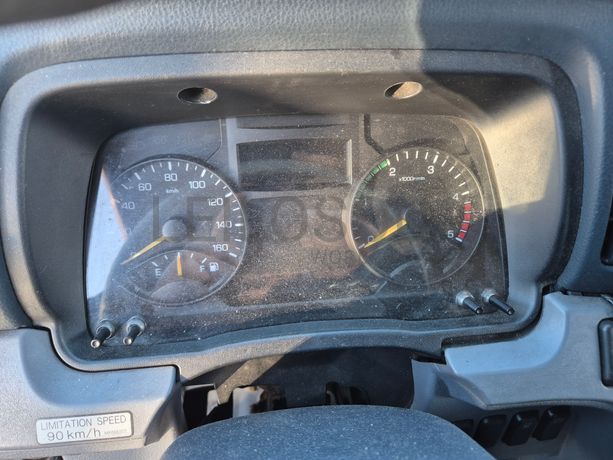 Mitsubishi Canter Fuso 7C18 · Ano 2012