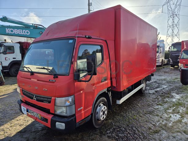 Mitsubishi Canter Fuso 7C18 · Ano 2012