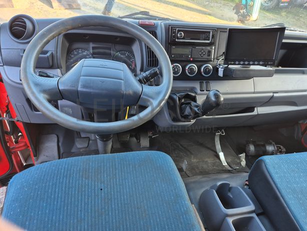 Mitsubishi Canter Fuso 7C18 · Ano 2012