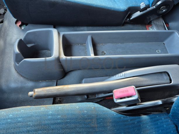 Mitsubishi Canter Fuso 7C18 · Ano 2012