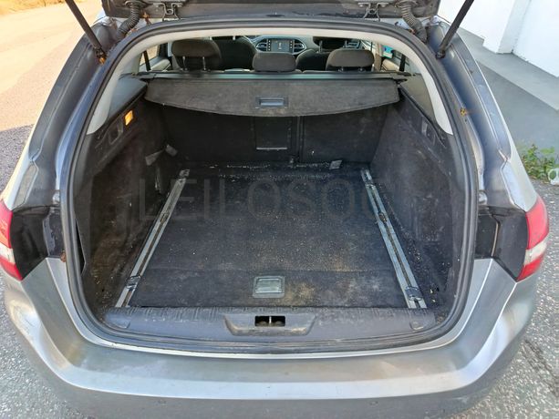 Peugeot 308 · Ano 2015