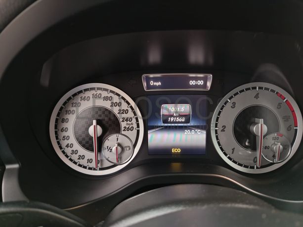 Mercedes-Benz A 180 · Ano 2013