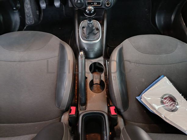 Fiat 500L · Ano 2019