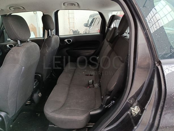 Fiat 500L · Ano 2019