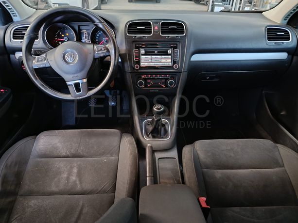 Volkswagen Golf · Ano 2010