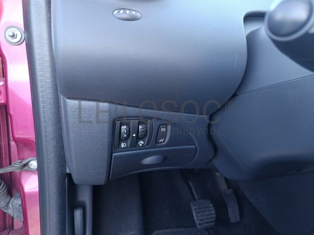 Renault Twingo 1.2 16V · Ano 2012