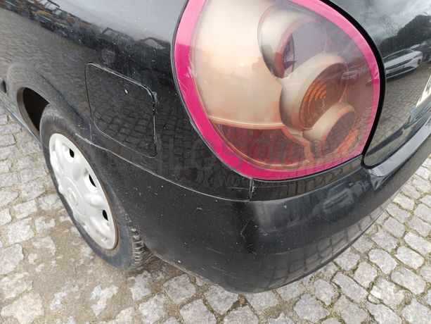 Nissan Almera II Hatchback 1.5 DCi · Ano 2003