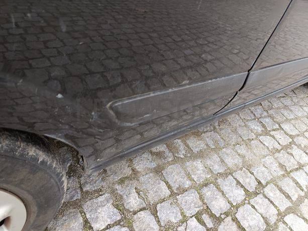 Nissan Almera II Hatchback 1.5 DCi · Ano 2003