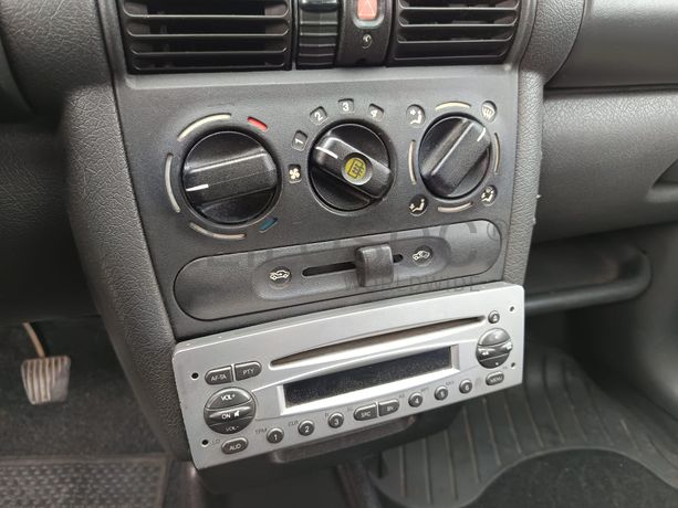 Opel Corsa · Ano 1994