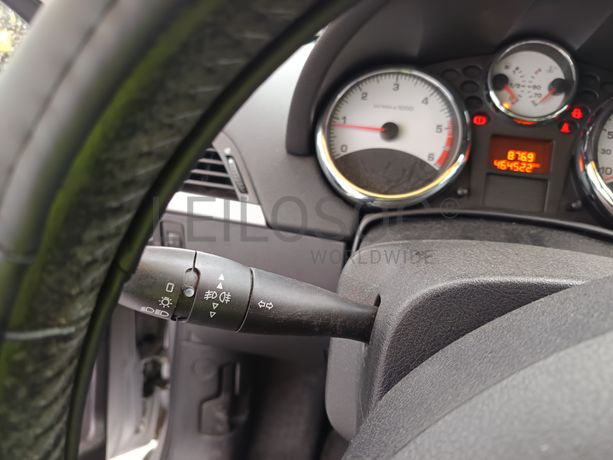 Peugeot 207 1.6 HDI · Ano 2009