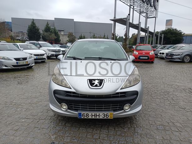 Peugeot 207 1.6 HDI · Ano 2009