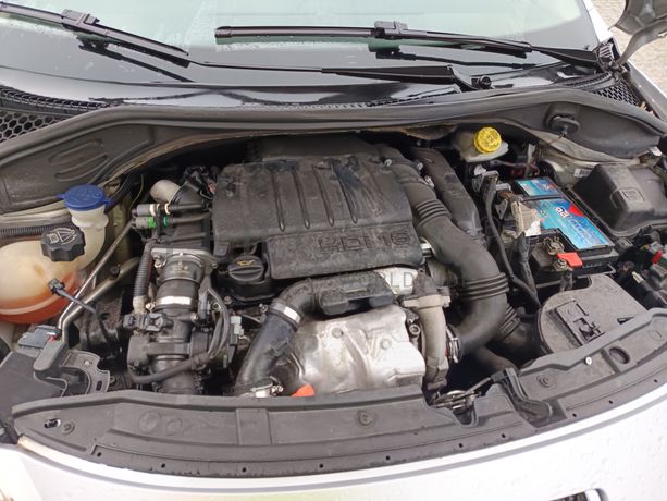 Peugeot 207 1.6 HDI · Ano 2009