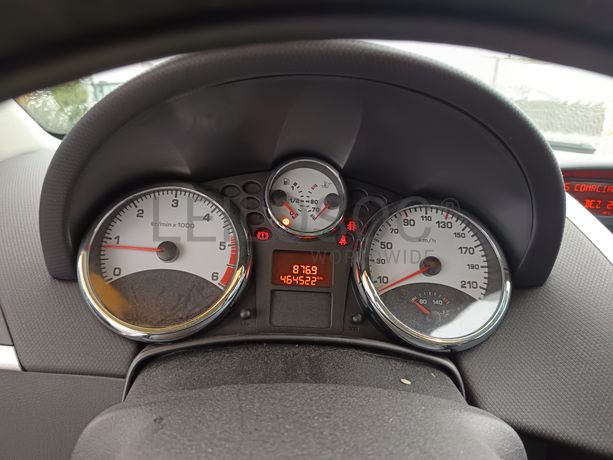 Peugeot 207 1.6 HDI · Ano 2009