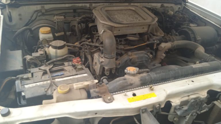 NISSAN HARDBODY NP300