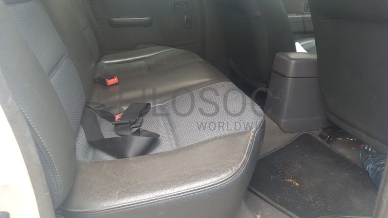 NISSAN HARDBODY NP300