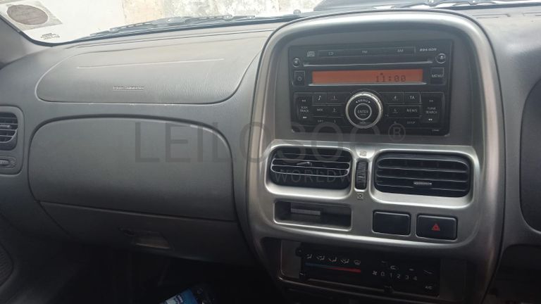 NISSAN HARDBODY NP300