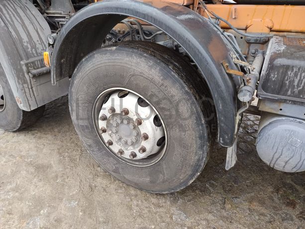 Autobetoneira Mercedes-Benz 3236 B · Ano 2008