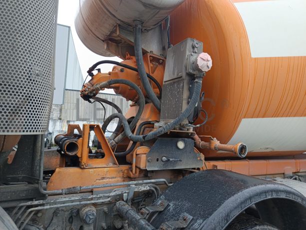 Autobetoneira Mercedes-Benz 3236 B · Ano 2007