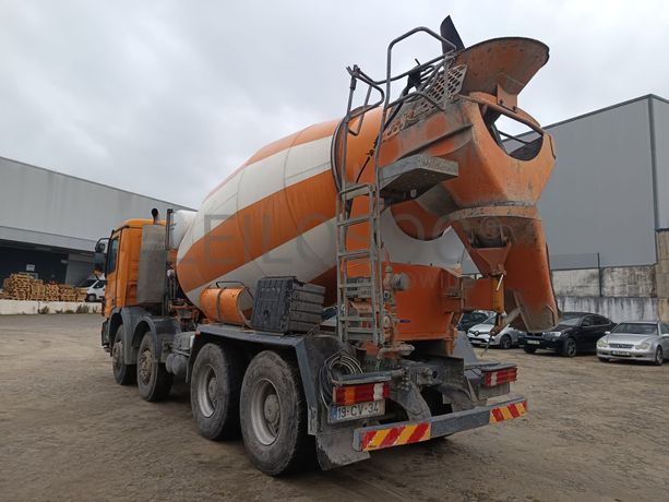 Autobetoneira Mercedes-Benz 3236 B · Ano 2007