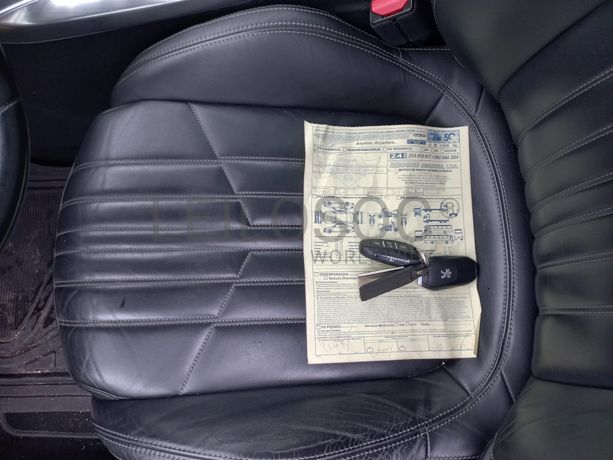 Peugeot 308 · Ano 2016