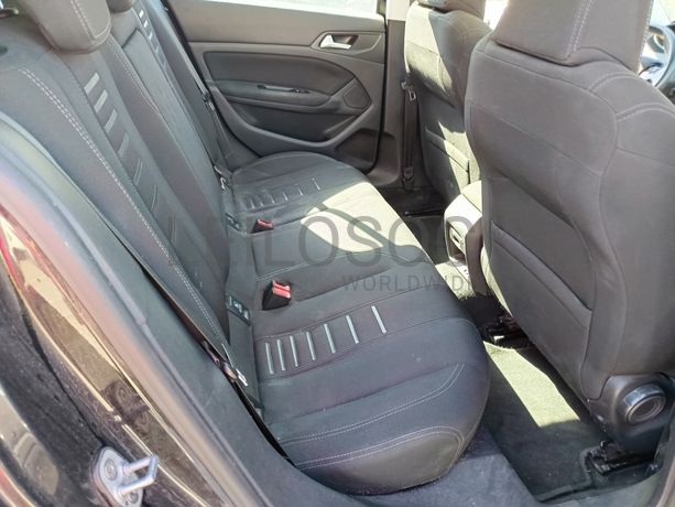 Peugeot 308 · Ano 2014