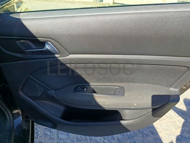 Peugeot 308 · Ano 2014