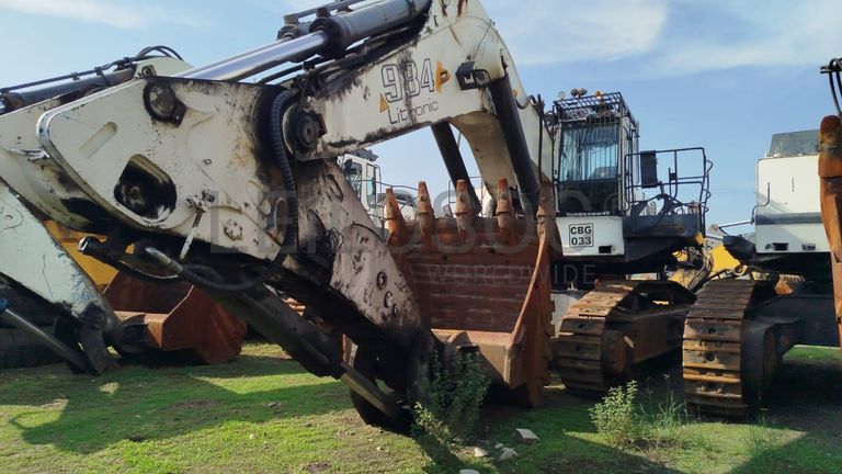 Escavadora Liebherr R984C