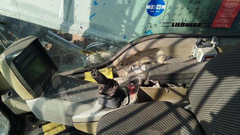 Escavadora Liebherr R984C