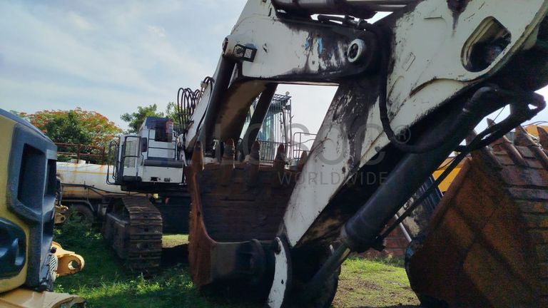 Escavadora Liebherr R984C