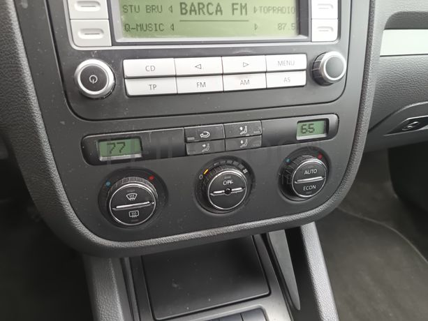 Volkswagen Golf · Ano 2005