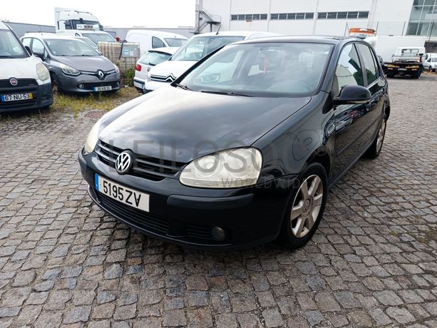 Volkswagen Golf · Ano 2005