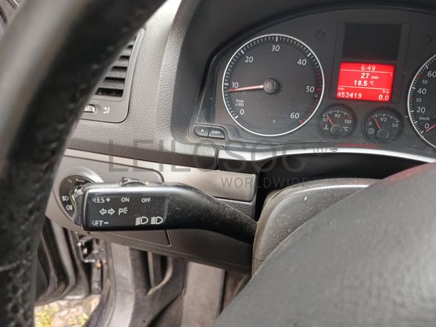 Volkswagen Golf · Ano 2005