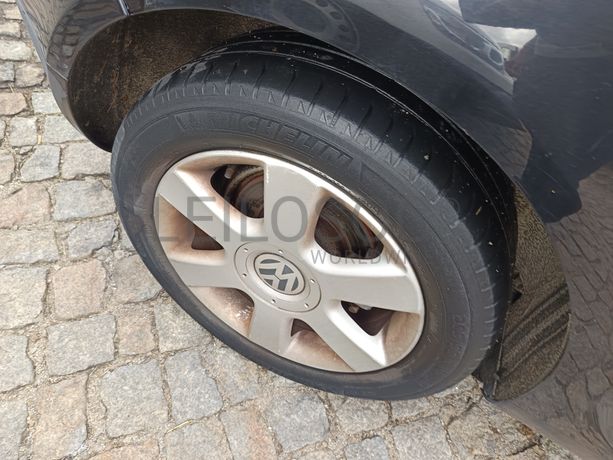 Volkswagen Golf · Ano 2005